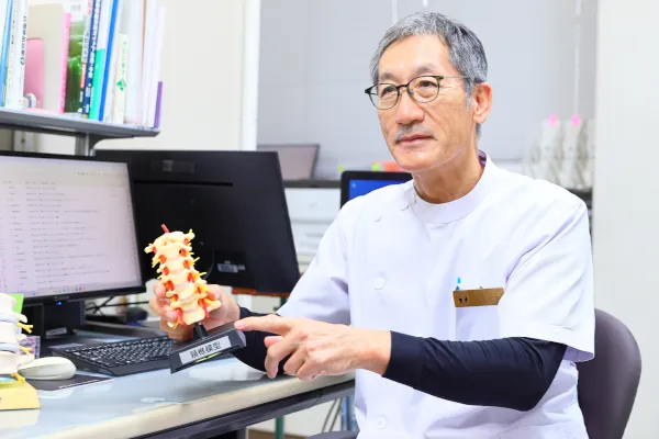 副院長　花井　国雄